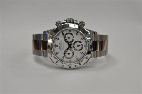 rolex daytona 2015 si trova ancora in negozio|Rolex Daytona: Come Comprarlo e quale modello scegliere.